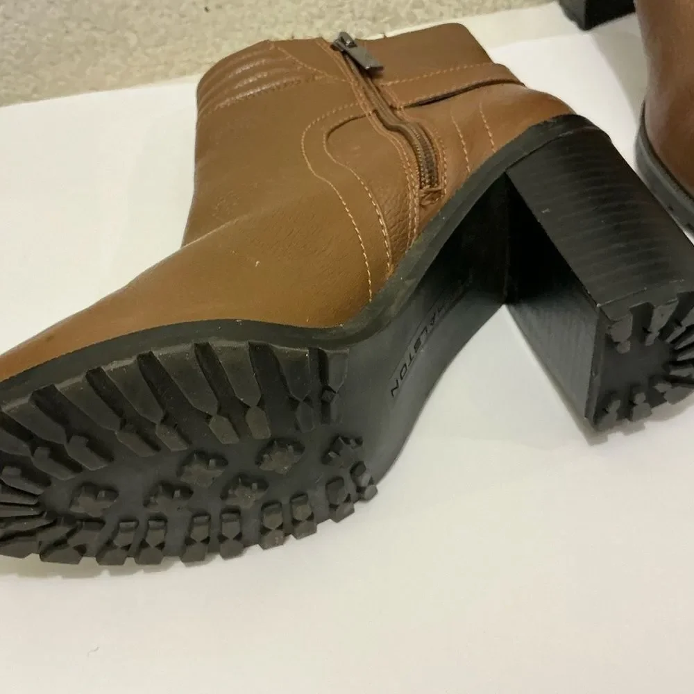 H by Halston Ciara Leather Block Heel Booties  Brown  Side Zip Ankle Size 7.5 M